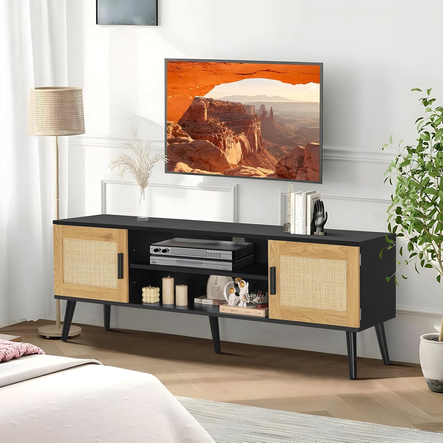 Iwell Soporte de TV de ratán para TV de 55, 65, 70 pulgadas, centro de entretenimiento con estante ajustable y 2 gabinetes, soportes de TV para sala