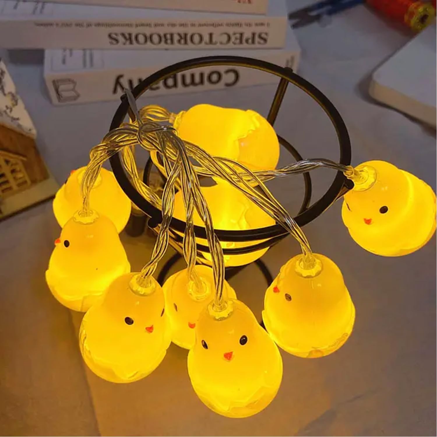 Decoraciones de Pascua para interiores, 10 pies, 20 luces LED de cáscara de huevo de Pascua, luces colgantes de huevos de Pascua, funciona con