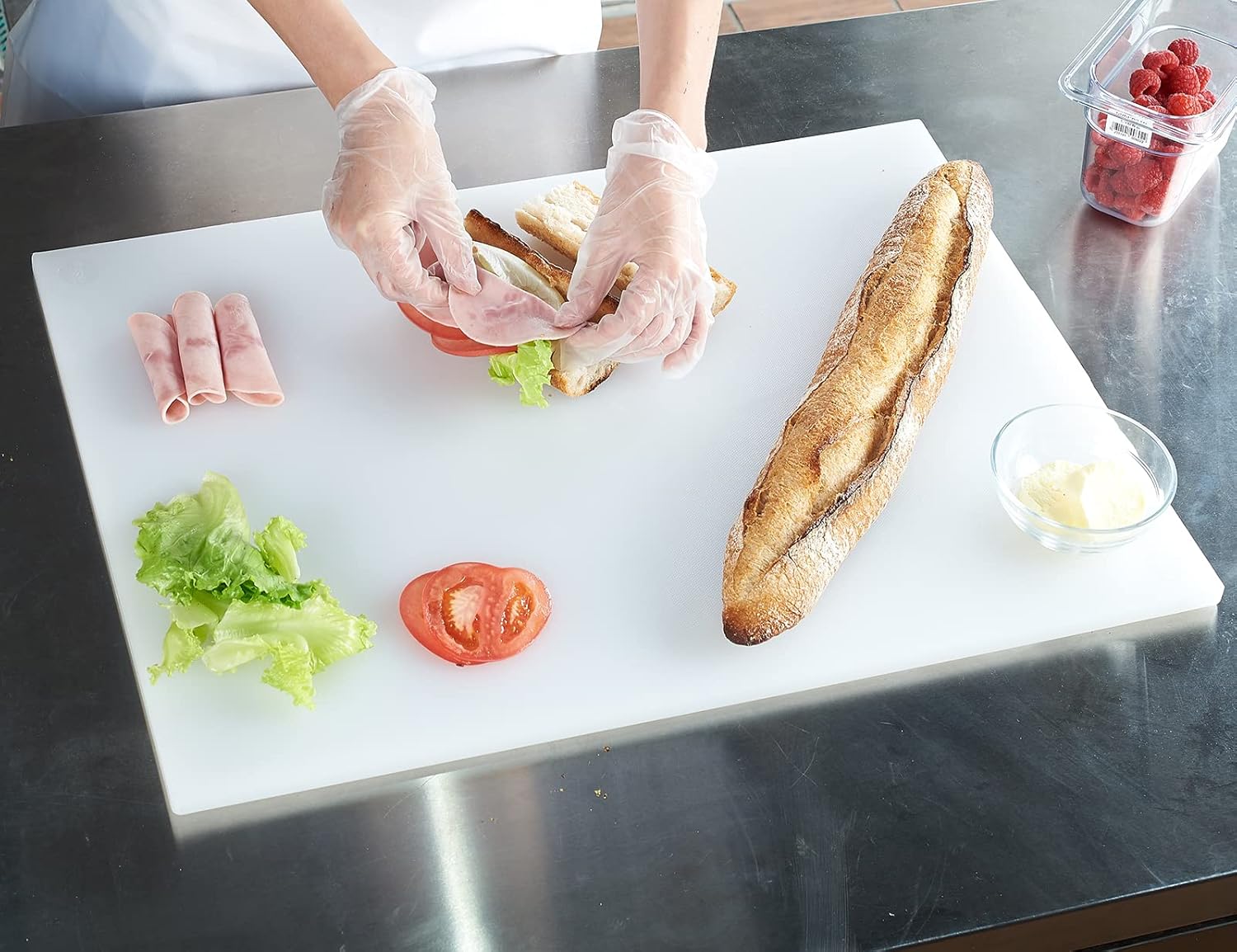 CURTA Tablas de cortar para cocina, 24 x 18 x 0.5 pulgadas, de plástico codificado por color blanco, superficie antideslizante, apta para