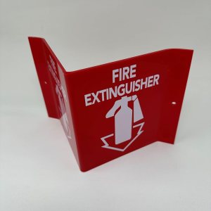 UNISHIELD Letrero estándar “V” de extintor de incendios de 9 pulgadas de ancho x 6 pulgadas de alto x 4 pulgadas de profundidad, blanco sobre rojo UNISHIELD Letrero estándar “V” de extintor de incendios de 9 pulgadas de ancho x 6 pulgadas de alto x 4 pulgadas de profundidad, blanco sobre rojo