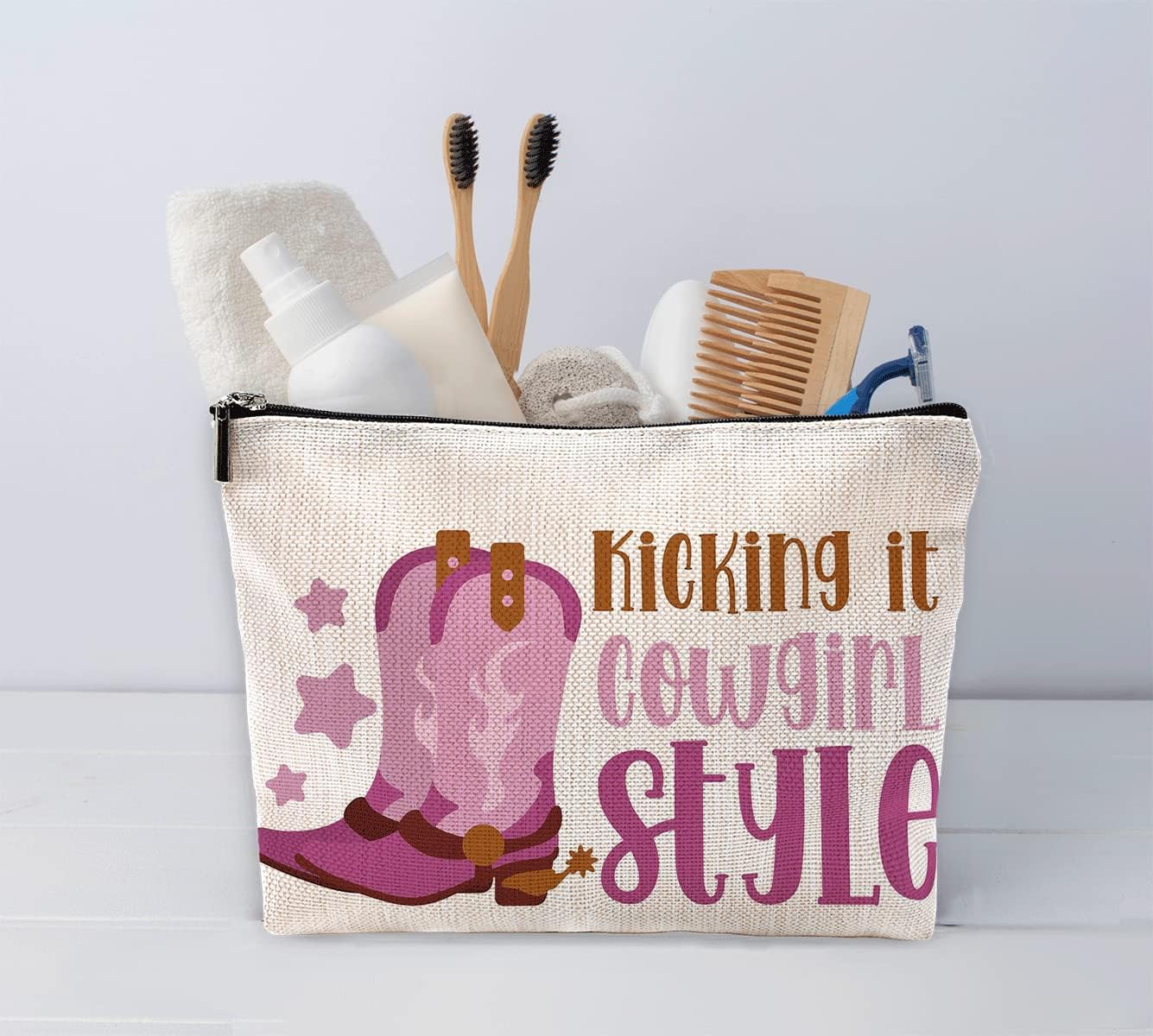 Sufamb Kicking It – Bolsa de maquillaje para botas vaqueras de color rosa intenso, bolsa de cosméticos para mujeres y niñas, regalos de cumpleaños