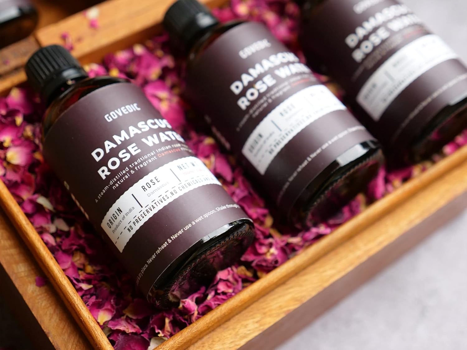 Govedic Agua de rosas para cocinar, hornear, cócteles  Agua de rosas 100% de grado alimenticio  Cuidado facial y capilar  Rosa de damasco comestible