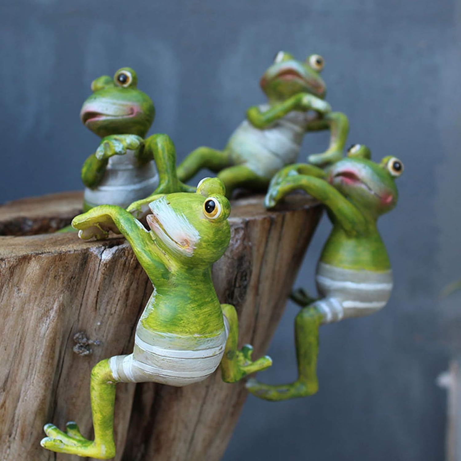 NMFIN Paquete de 4 estatuas de jardín de ranas, esculturas de ranas 3D para exteriores, escultura de animales lindos de resina, arte de patio y