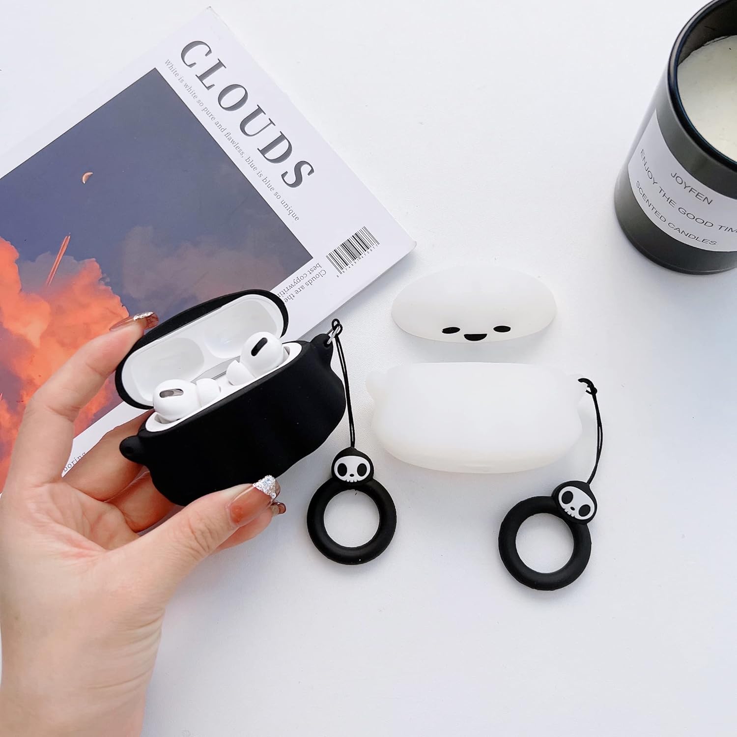 Paquete de 2 funda fantasma 3D negra y blanca (brilla en la oscuridad) para Airpod ProPro 2nd, funda linda de dibujos animados 3D para niños, niñas,