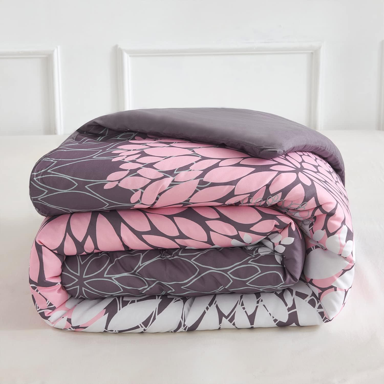 Koniroom Juego de edredón de 3 piezas, color rosa y gris, tamaño Queen, juegos de ropa de cama floral con estampado de flores rosas para mujeres,