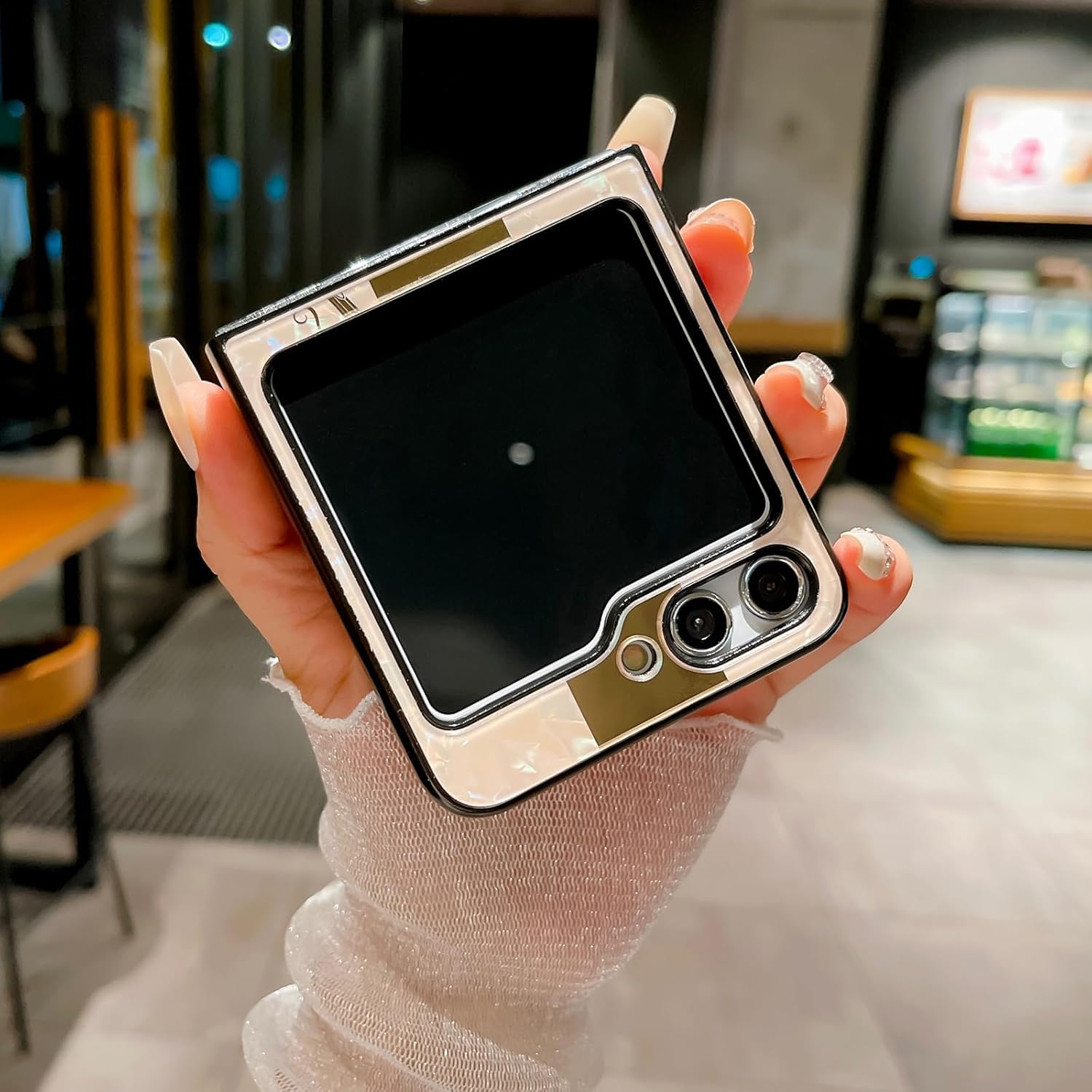 Omio – Funda diseñada para Samsung Galaxy Z Flip 5 con soporte, bonito diseño de mariposa 3D con purpurina brillante, diseño de mariposa 3D, TPU