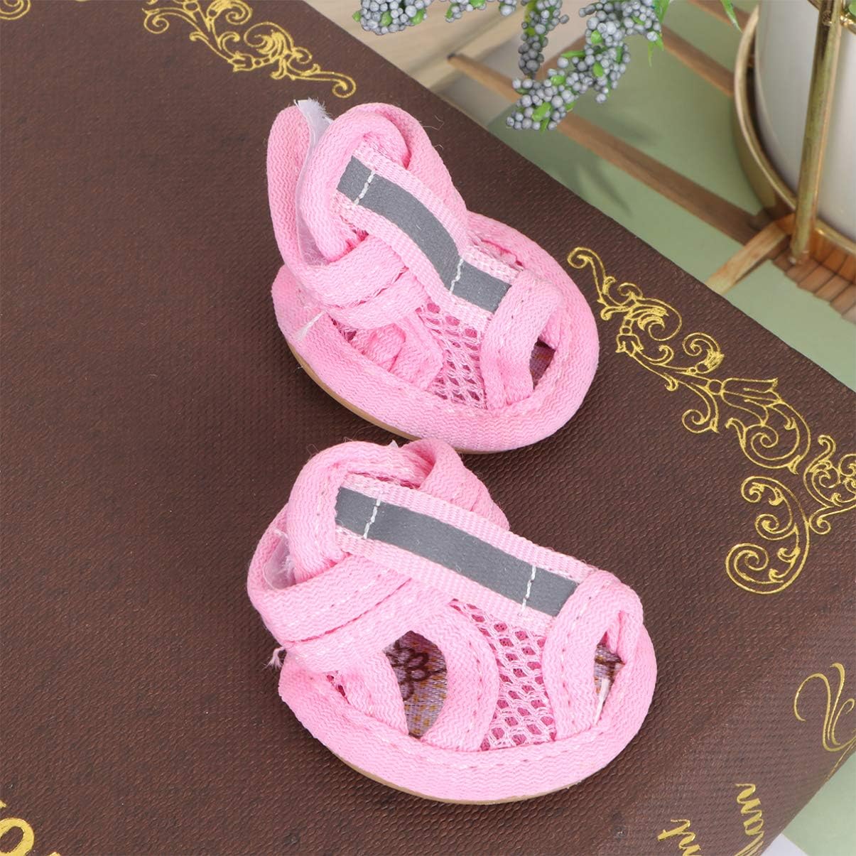 Botas para perros, 4 unidades de malla transpirable de algodón, zapatos de verano para perros, escándalos para perros, protectores de patas para