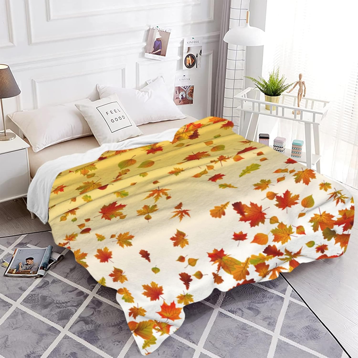 JOOCAR Manta de franela de hojas de otoño de 50 x 60 pulgadas, manta cálida de felpa acogedora y suave con hojas de otoño rojas y amarillas para
