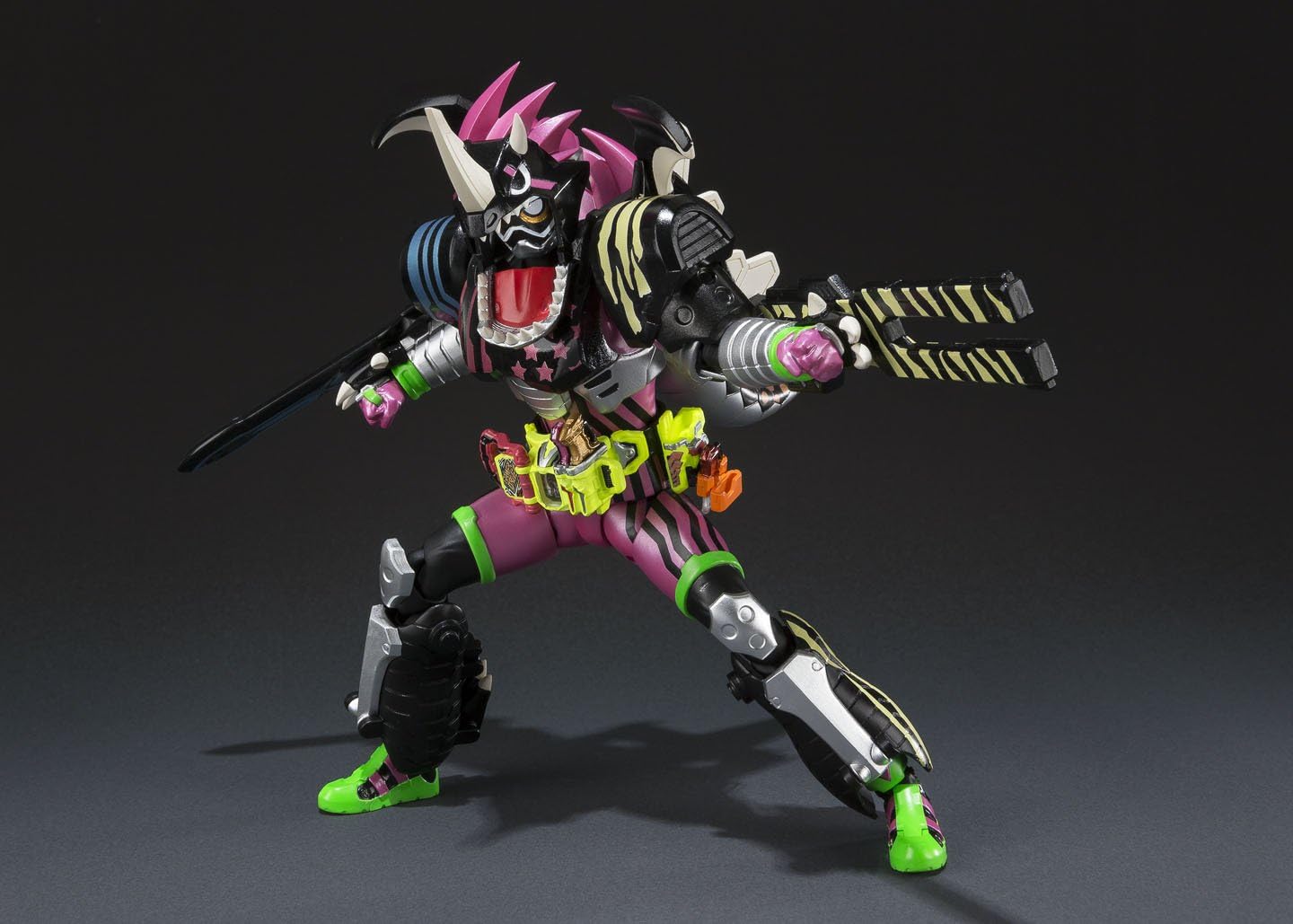 Bandai Tamashii Nations S.H. Figuarts Kamen Rider Ex-Aid Hunter Acción Gamer Nivel 5 “Kamen Rider Ex-Aid” Figura de acción