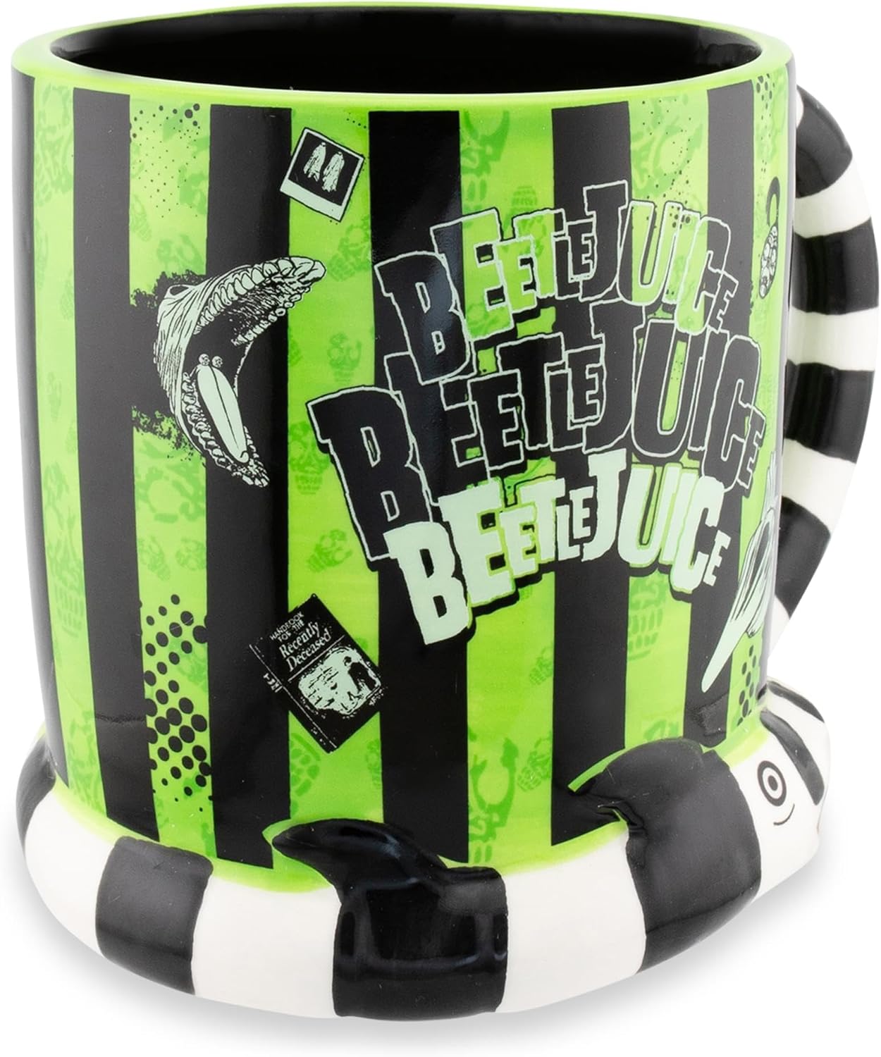 Silver Buffalo Beetlejuice – Taza de cerámica esculpida en 3D con diseño de rayas y nombres en caja, 24 onzas