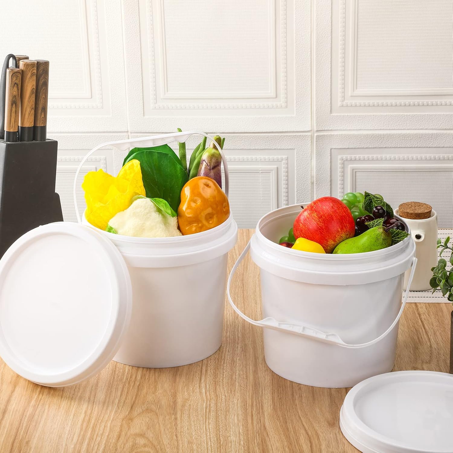 Gerrii Paquete de 10 cubos de plástico blanco con asa y tapa, contenedores de almacenamiento de alimentos, cubo multiusos para pintura, agua,