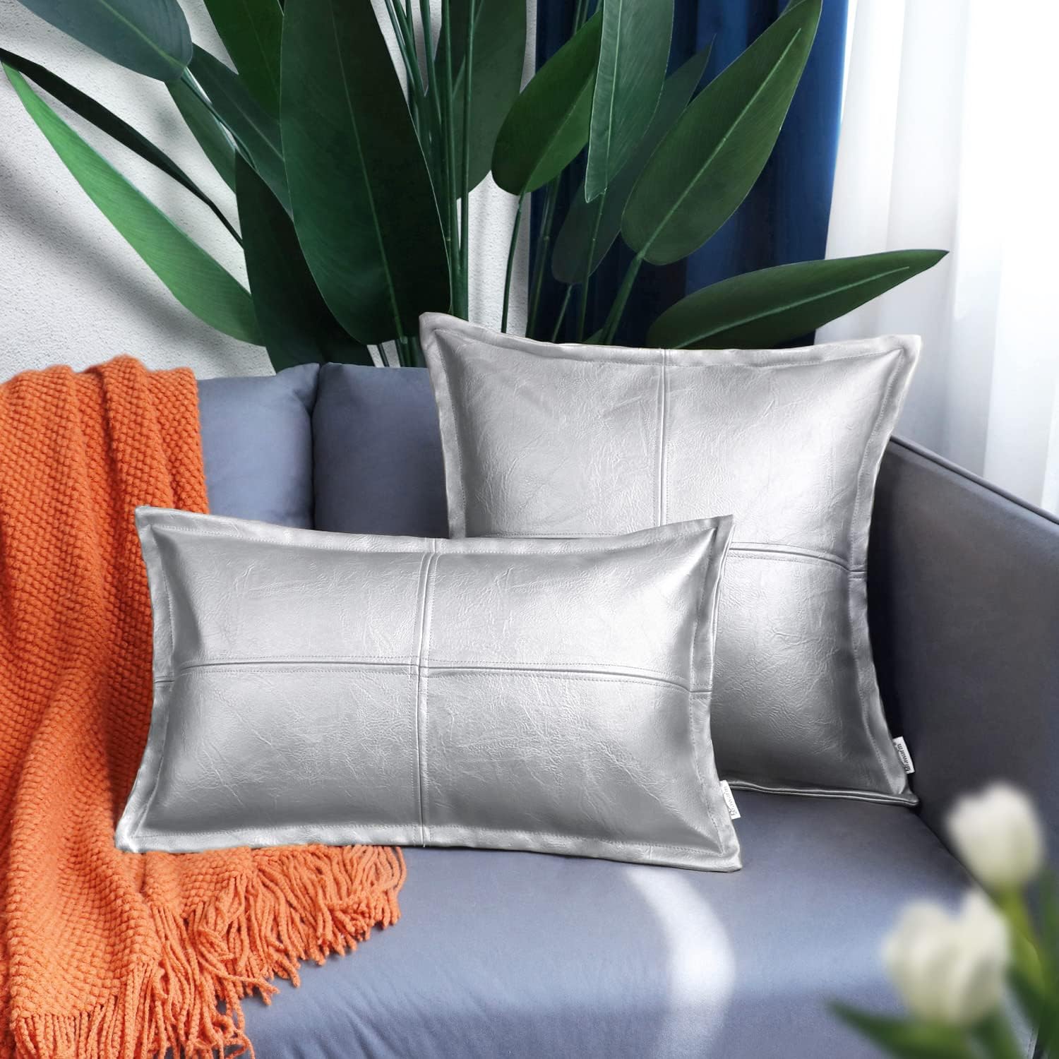 BRAWARM Almohada de cuero plateado de 16 x 16 pulgadas, funda de almohada de piel sintética con ribetes, fundas de almohada decorativas de cuero