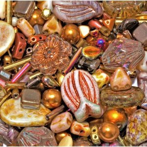 SCARA 2,29 oz (65 g) Mezcla única de cuentas de vidrio checo para la fabricación de joyas, cuentas y surtidos de cuentas. Cuentas prensadas, gato de SCARA 2,29 oz (65 g) Mezcla única de cuentas de vidrio checo para la fabricación de joyas, cuentas y surtidos de cuentas. Cuentas prensadas, gato de