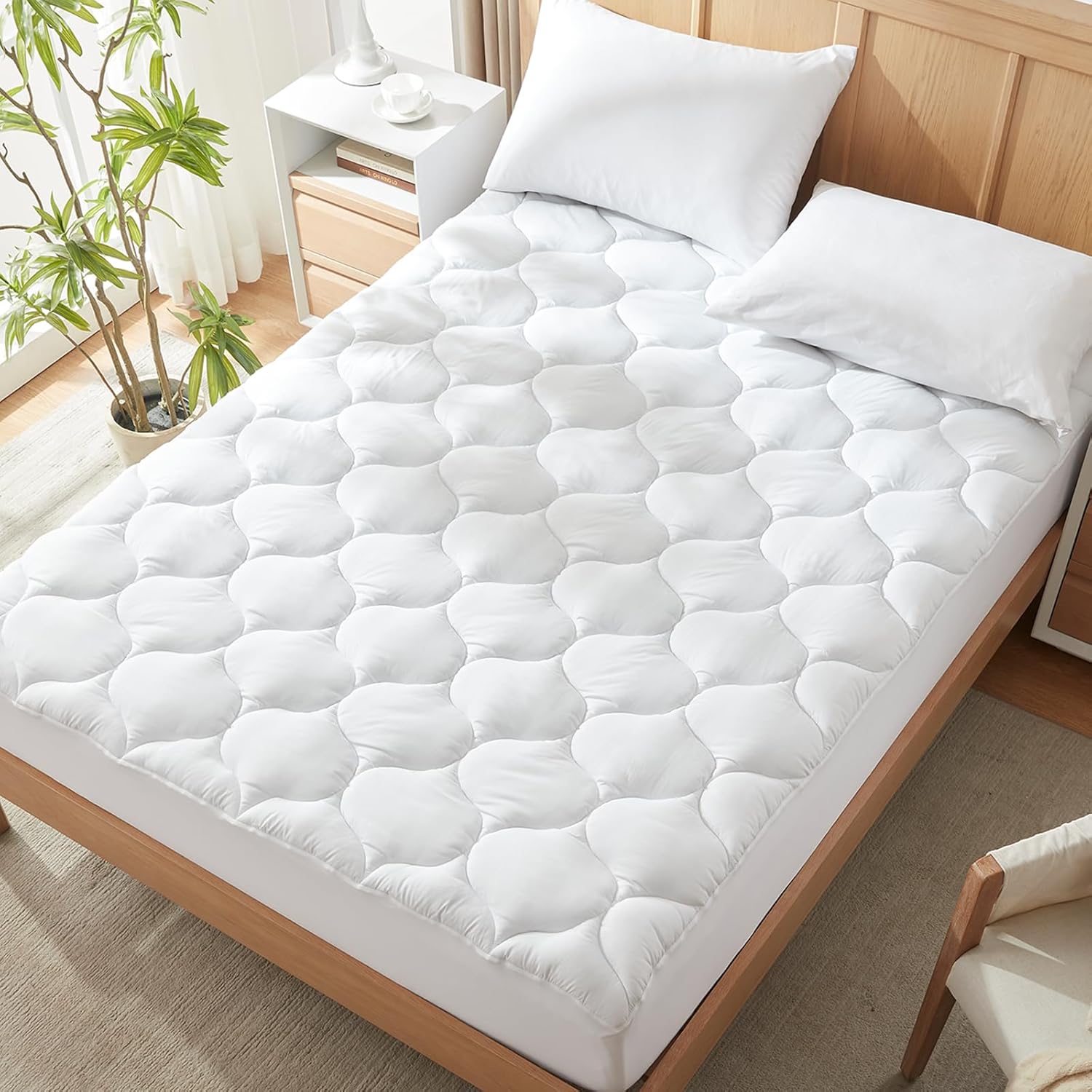 Cosybay Protector de colchón ajustable tamaño King, protector de colchón acolchado sin ruido que se estira hasta 18 pulgadas de profundidad, funda