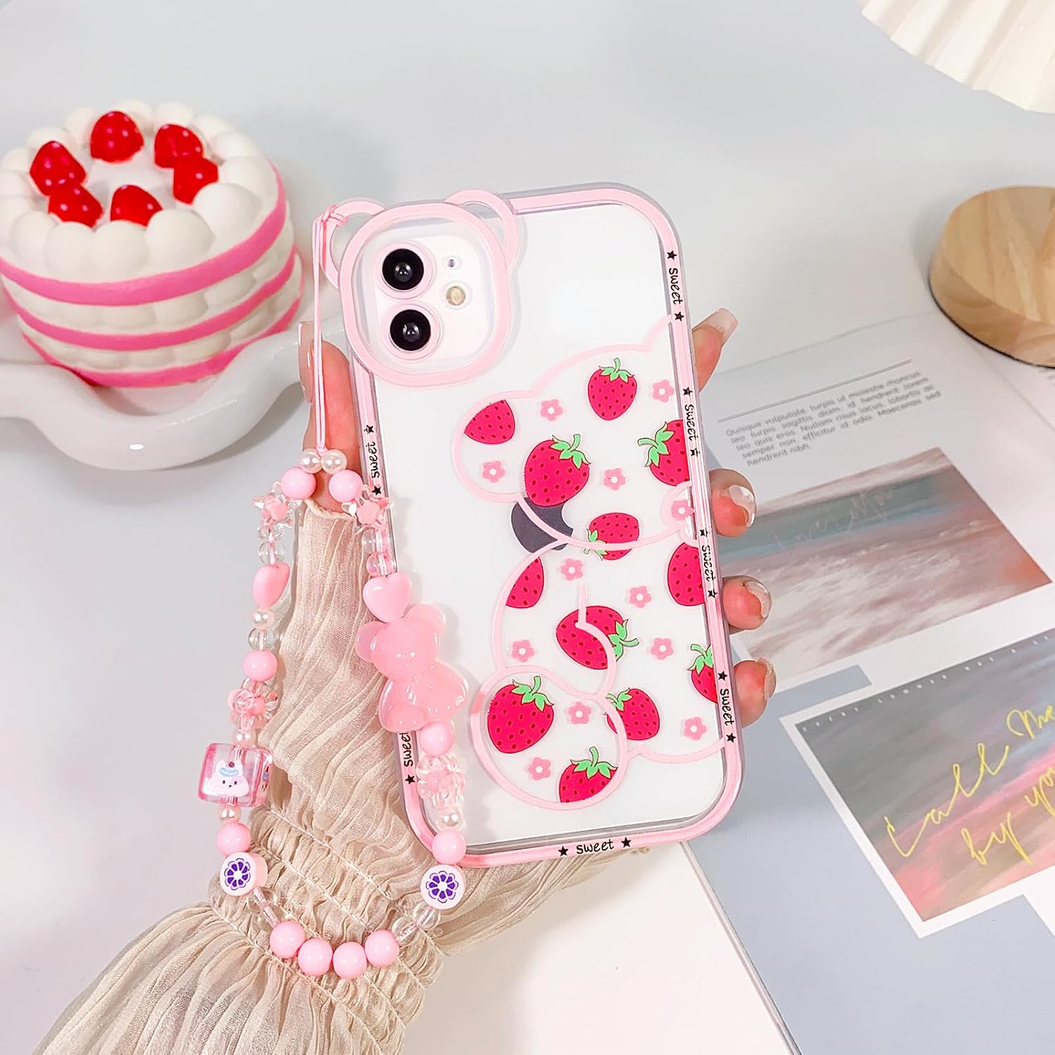 NITITOP Funda compatible con iPhone 12, bonito oso transparente con flores para niñas y mujeres, patrón con orejas de oso, TPU suave a prueba de