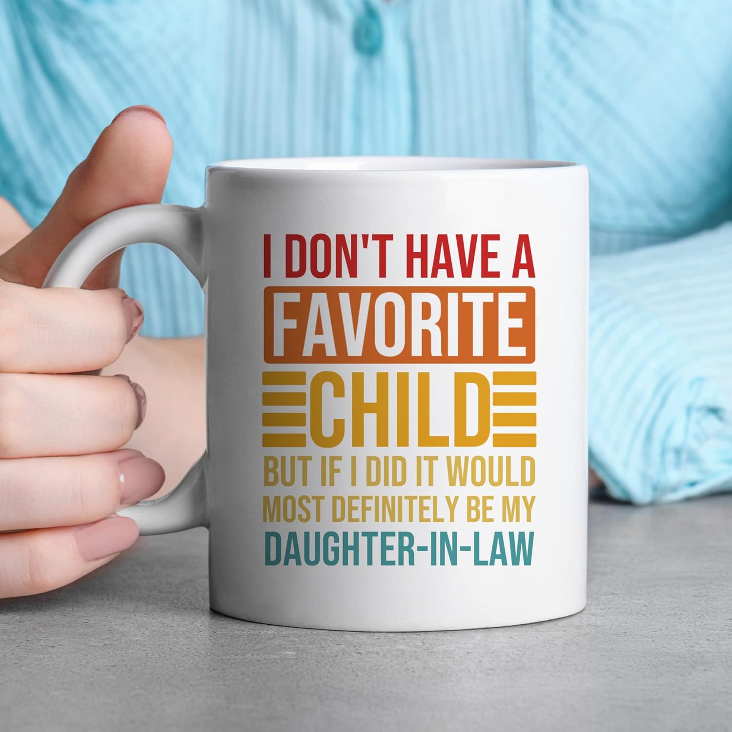 -11 oz – Taza de café con texto en inglés “My Daughter-In-Law Is My Favorite Child”, divertida taza para suegra, regalo de cerámica brillante para