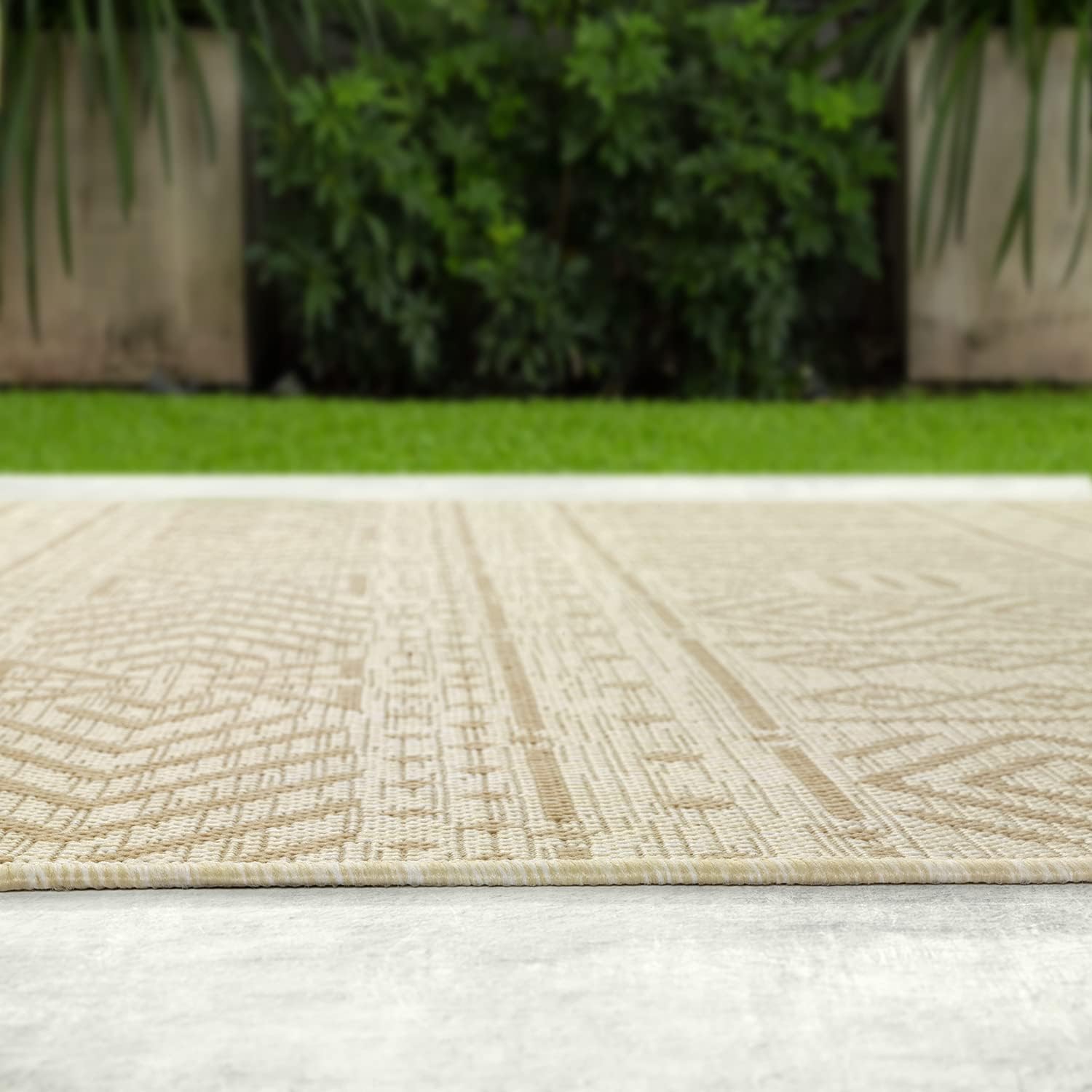 Antep Rugs Patio 5×7 – Alfombra bohemia del suroeste para exterioresinteriores (beige, 5 pies 3 pulgadas x 7 pies 6 pulgadas)