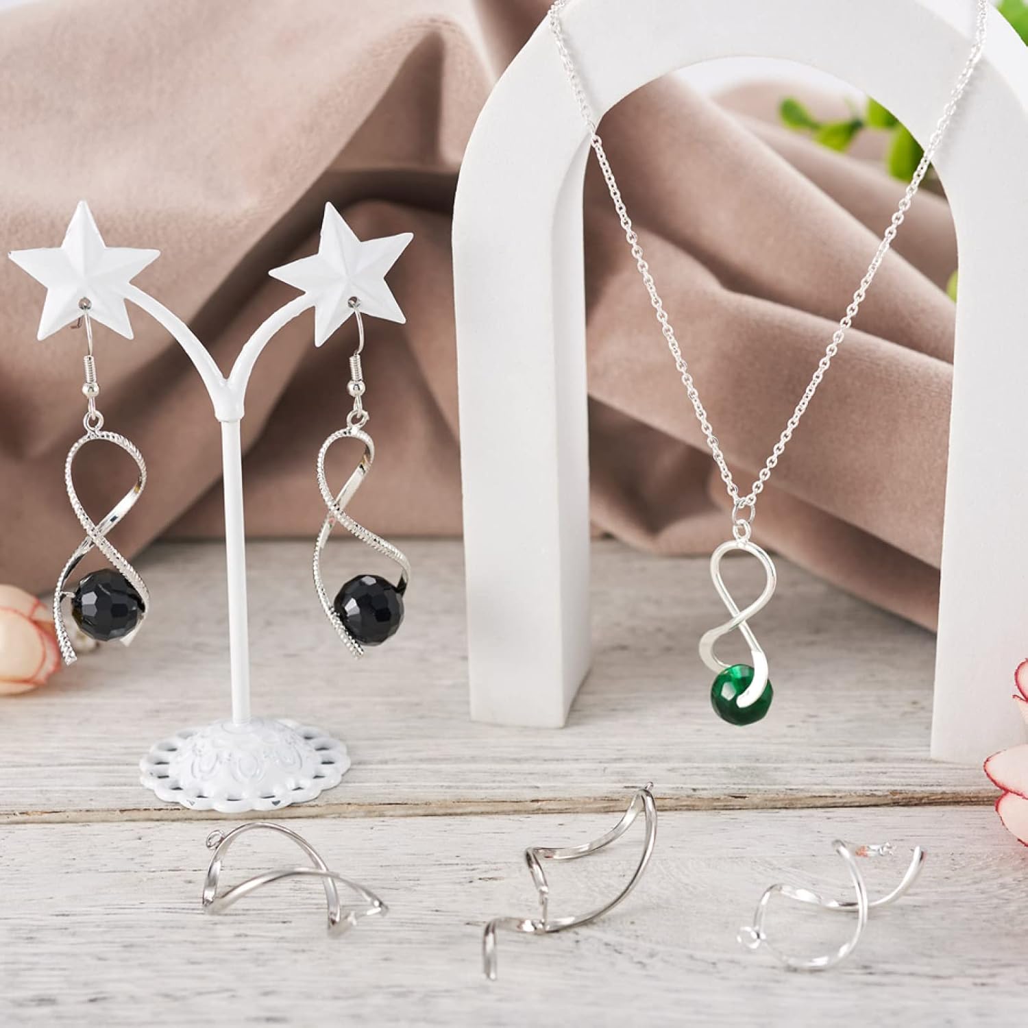 24 fieles de latón para palillos de hielo, 6 estilos chapados en platino, cierres de clip en espiral para hacer collares, pulseras, aretes, joyería