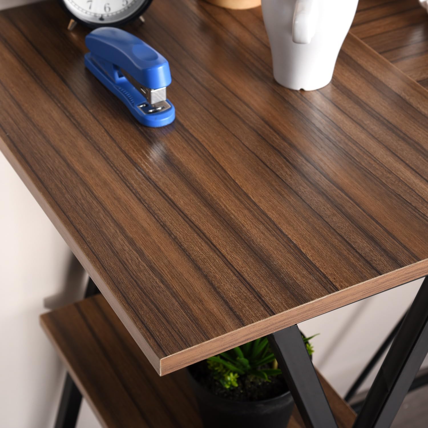 wOod-it Escritorio de escritorio de oficina en casa de 47 pulgadas con estante de 2 niveles, mesa de estación de trabajo que ahorra espacio,