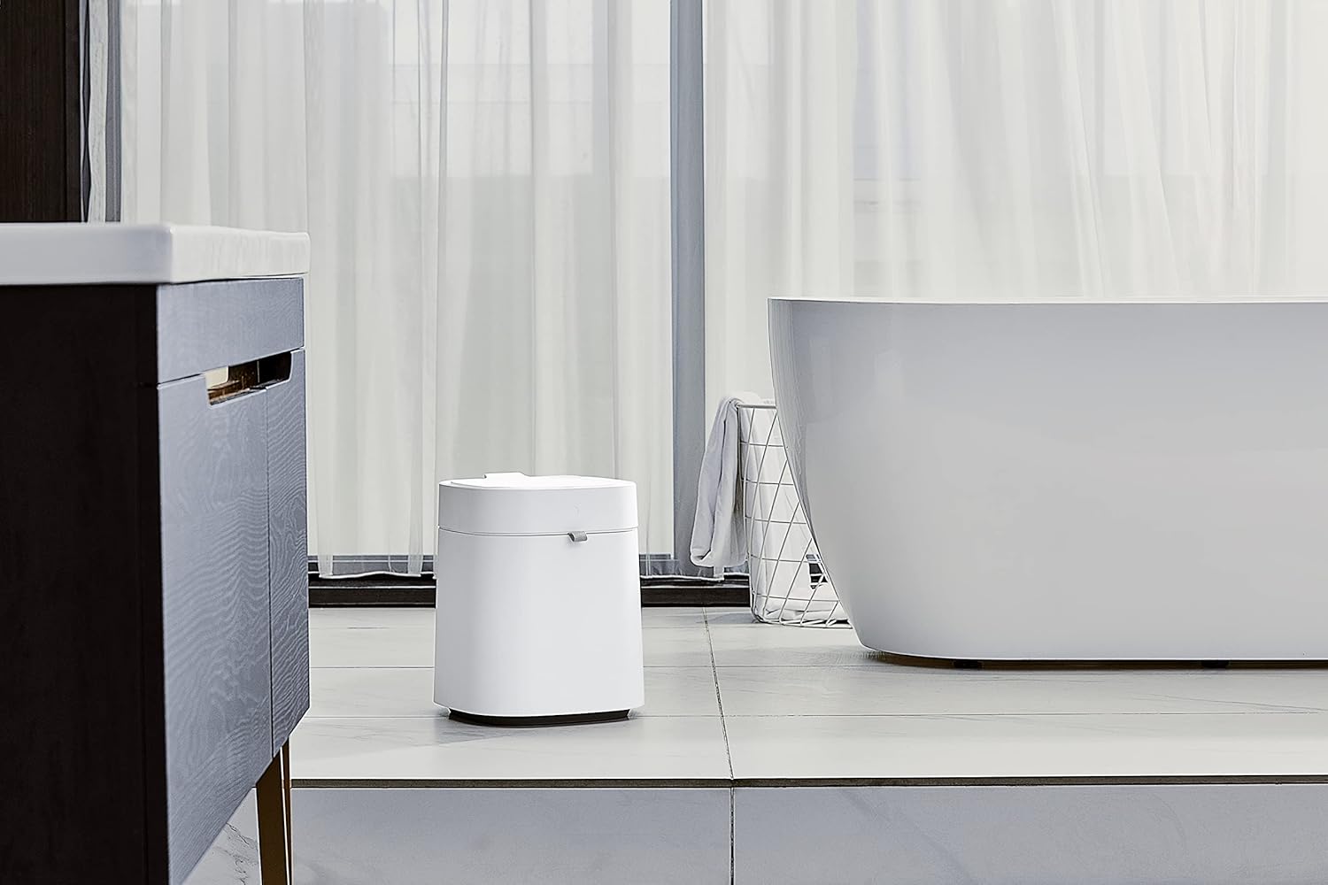 TOWNEW T Air X White – Cubo de basura inteligente de 3.5 galones, cubo para pañales, autosellado, activado por movimiento, recargable, pequeño
