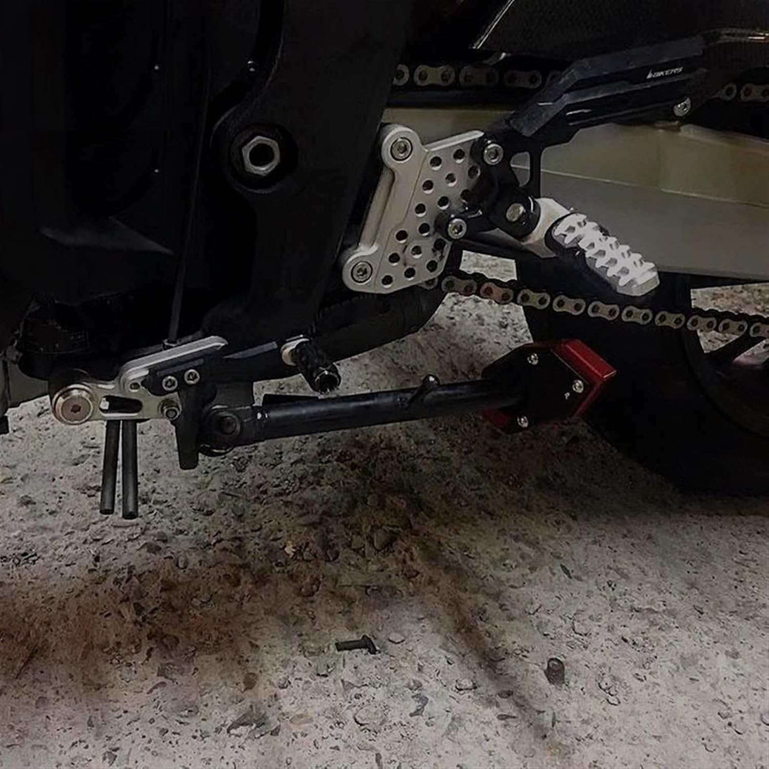 Soporte lateral de extensión para Moto Foot Suzuki para V-Strom 1050XT 1050XT 1050 1000 1000XT GSX-S1000 GT para Katana (color  rojo)