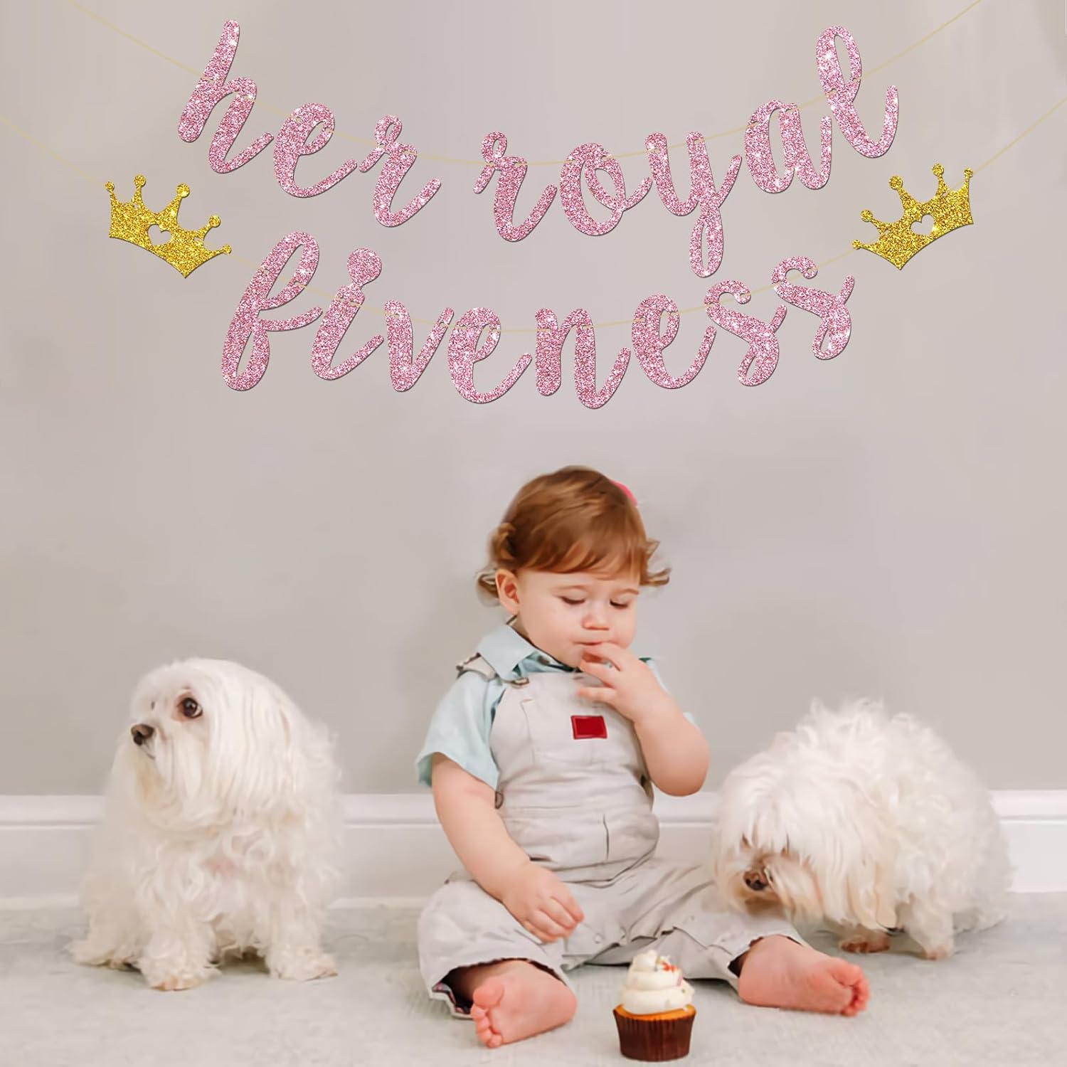 Cartel con texto en inglés “Her Royal Fivenity” – Decoración de fiesta de cumpleaños número 5 para niñas, suministros de decoración de fiesta de
