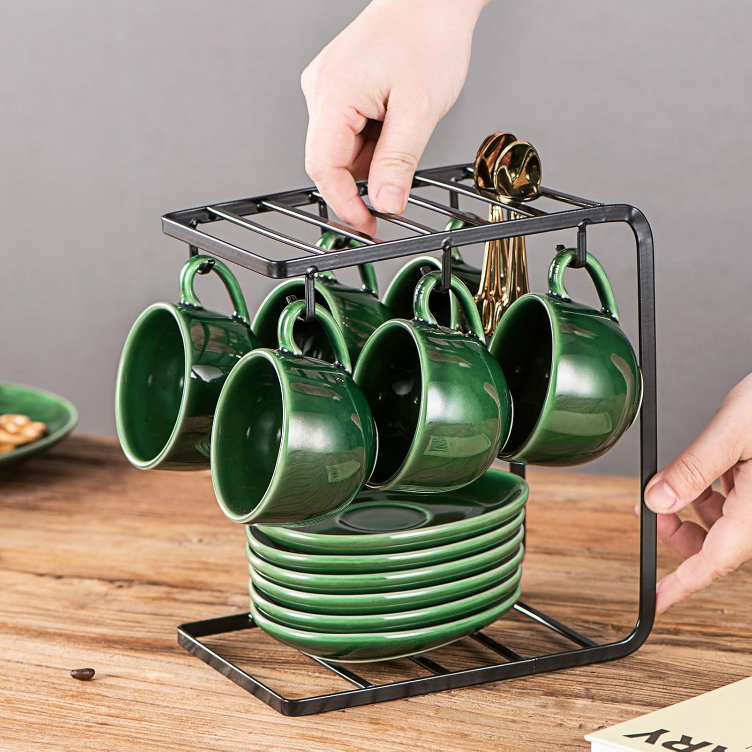 vicrays Tazas de café espresso de cerámica, juego de tazas de café expreso de porcelana de 4 onzas con platillos cucharas y soporte de metal para