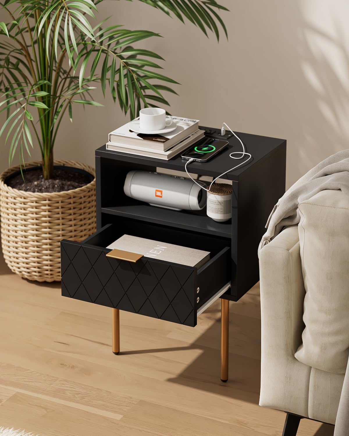 Aobafuir Mesita de noche con estación de carga, cómoda con cajón para dormitorio, mesa auxiliar pequeña con cajón, mesita de noche, mesa auxiliar