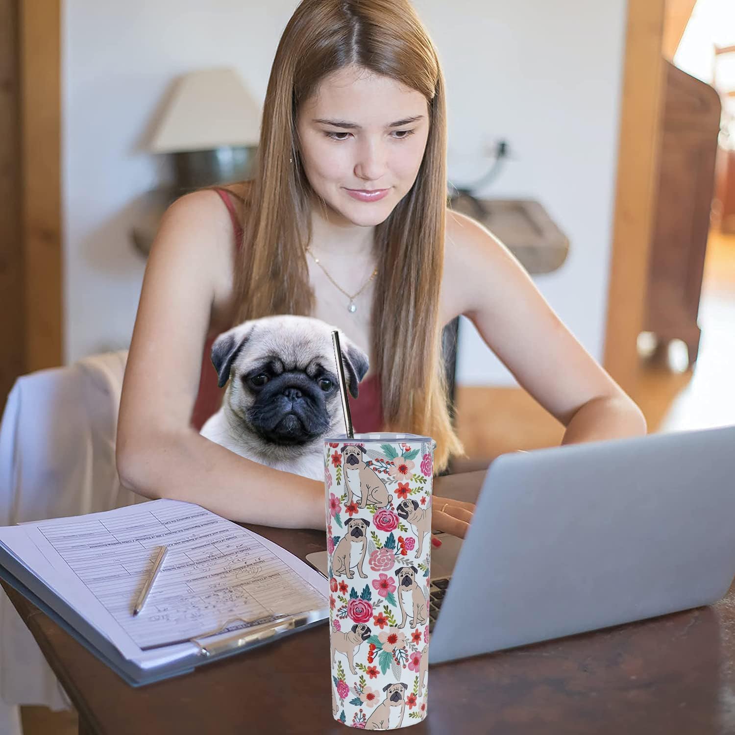 Vaso de viaje aislado de acero inoxidable de 20 onzas, diseño de pug con tapa y popote