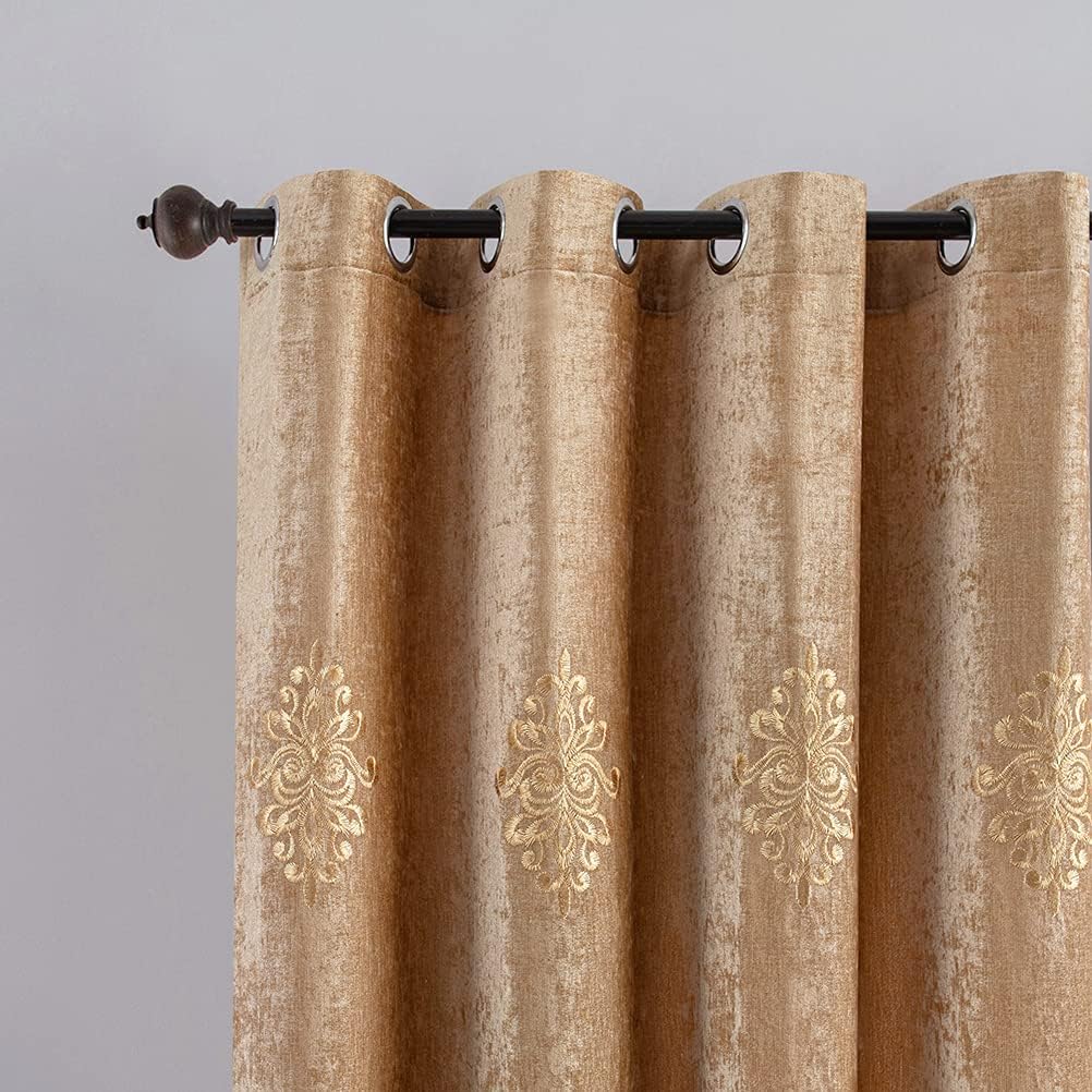 ELKCA Juego de cortinas europeas de felpilla con patrón bordado para sala de estar, con ojales en la parte superior (52 pulgadas de ancho x 84
