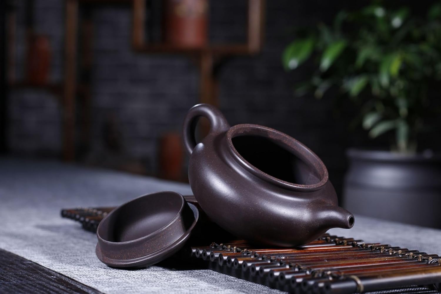 Tetera china de 10 oz cerámica de arcilla Zisha hecha a mano Fanggu Tea Pot Cerámica Barro negro Heijingang Kungfu Hervidor (negro)