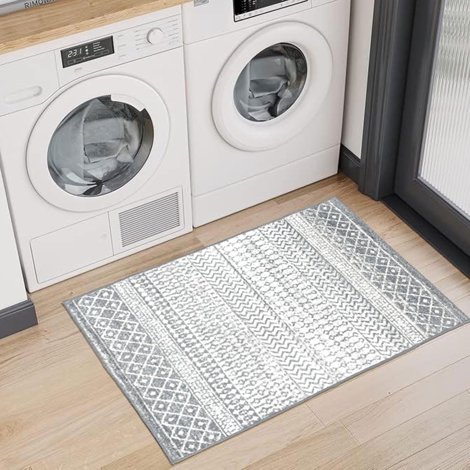 Alfombra marroquí bohemia, de 2 x 3 pulgadas, pequeña, lavable, antideslizante, para puerta de interior, color gris y blanco, alfombra decorativa de