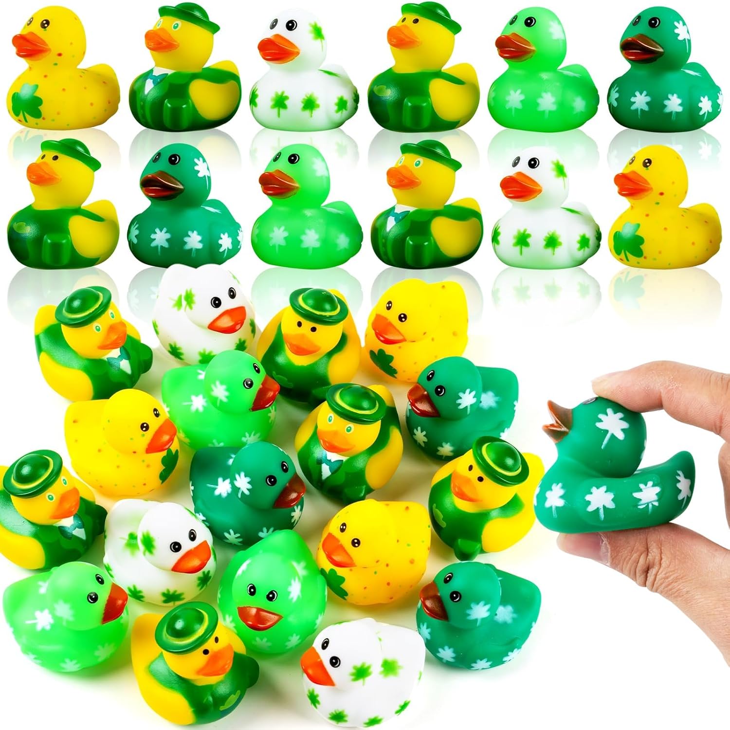 18 patos de goma para el día de San Patricio, 6 estilos, mini patos de goma verdes, trébol irlandés, divertidos juguetes de baño para niños,