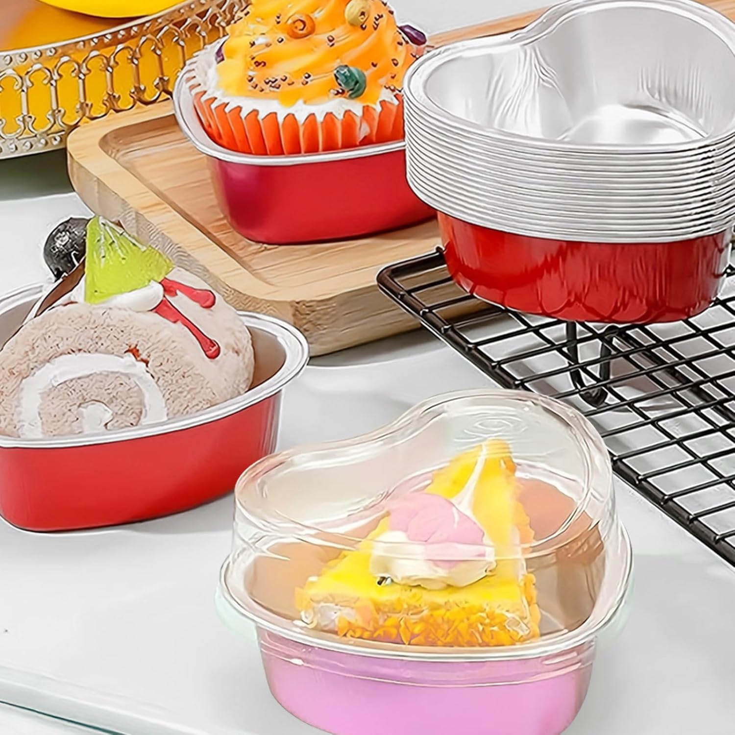 50 moldes para pasteles en forma de corazón, mini tazas de aluminio para cupcakes, 3.5 onzas líquidas, molde de papel de aluminio para pasteles con