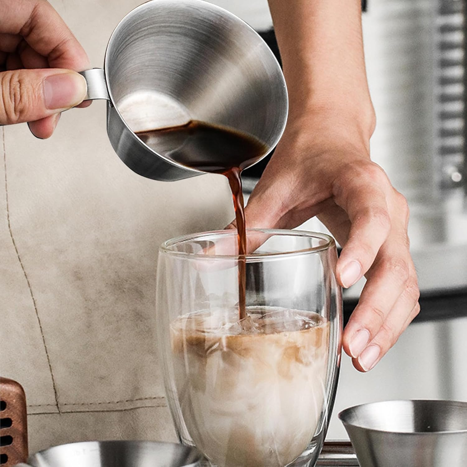 Aemygo Paquete de 4 tazas de café expreso con asa, tazas medidoras de café expreso, aptas para lavavajillas, taza de vertido de acero inoxidable