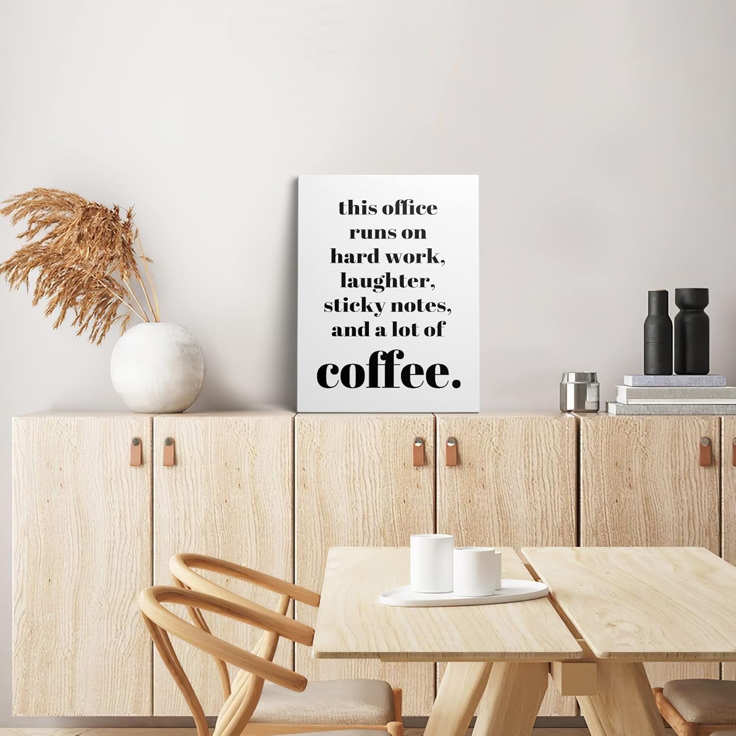 XWELLDAN Arte de pared con texto en inglés This Office Runs on Hard Work, arte de pared con texto en inglés This Office Runs on Hard Work (This