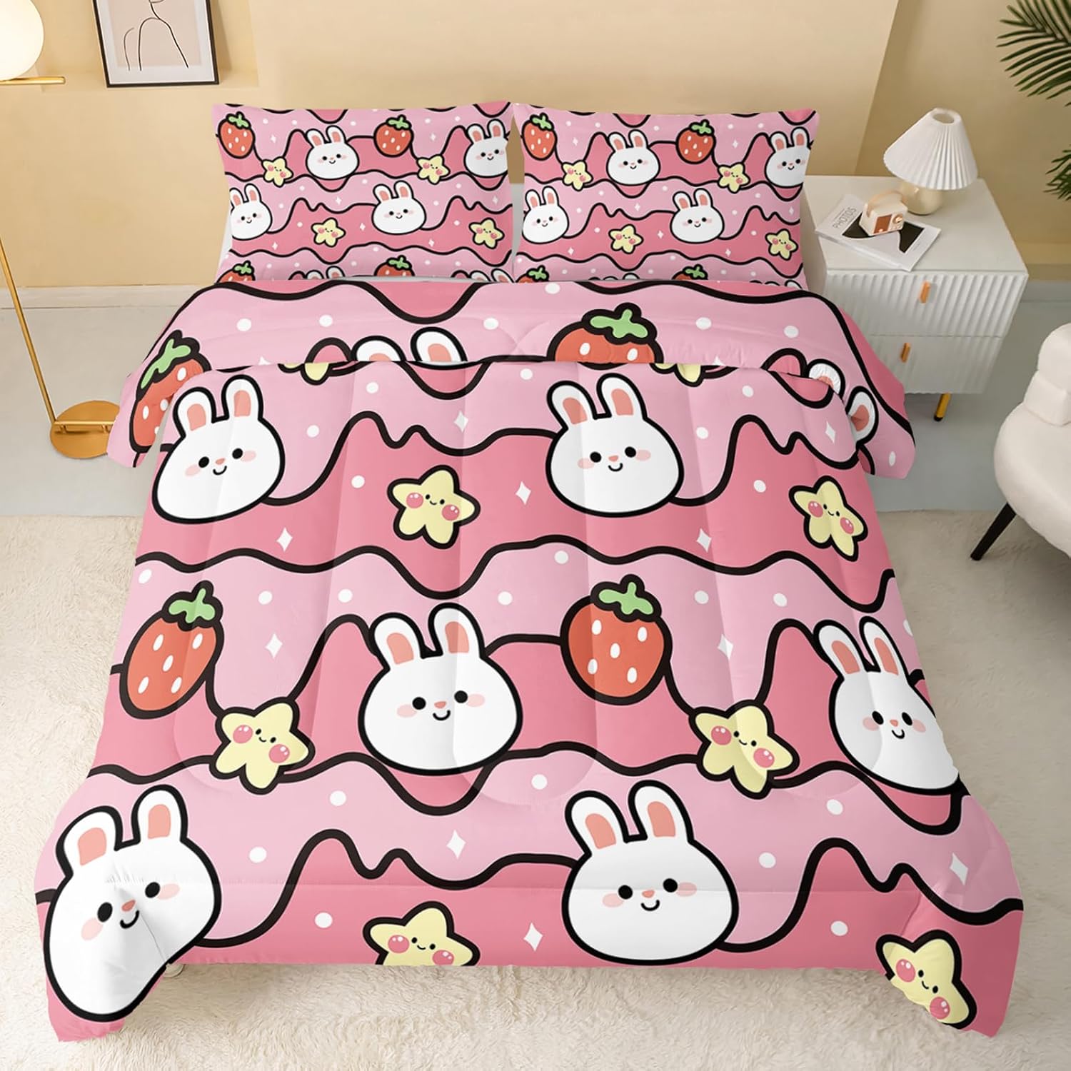 QOOMO Edredón Kawaii de conejo, juego de edredón de conejo fresa para niños y niñas, juego de ropa de cama de 3 piezas impreso con 2 fundas de