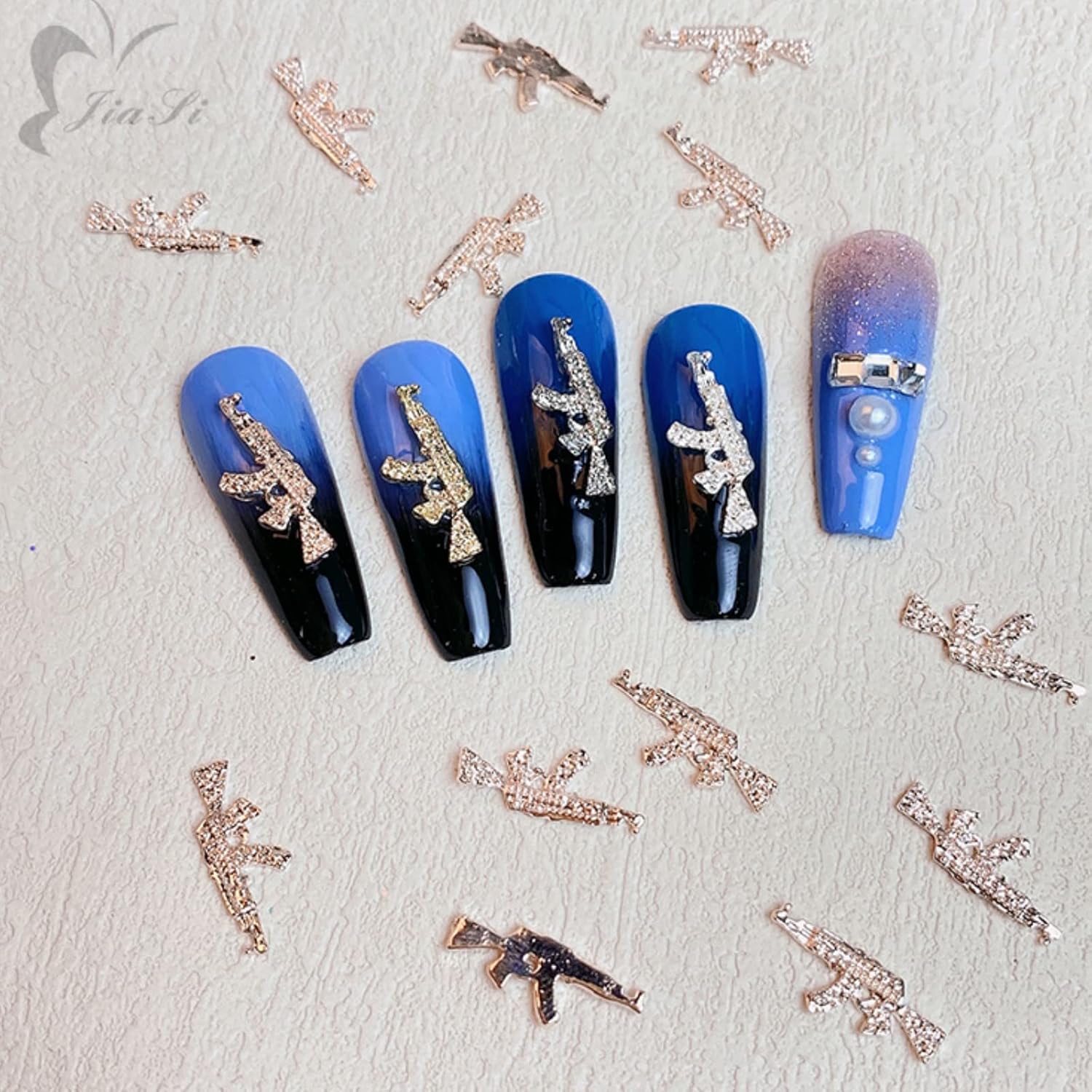 Juego de 40 dijes de aleación 3D para uñas, pistola de metal brillante con diamantes de imitación, dijes de arte de uñas AK para armas, diamantes de