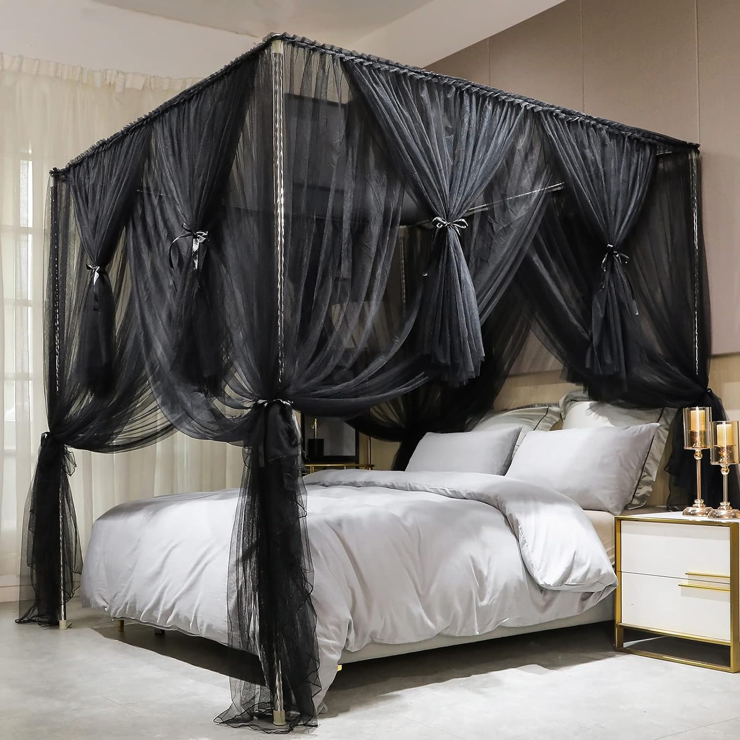 Joyreap – Dosel de cama de 4 esquinas negro, lujosa, diseño de red acogedora y lujosa real, elegantes accesorios de decoración de dormitorio para