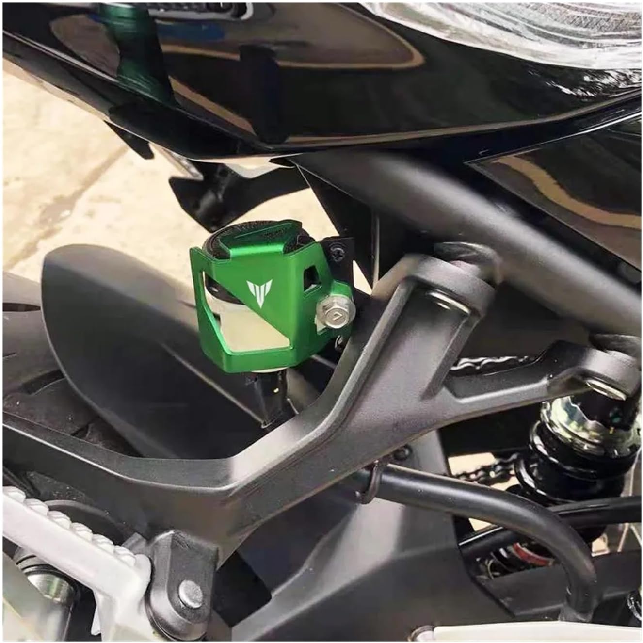 Compatible With MT07 MT09 MT03 MT10 MT25 MT 07 09 10 FZ07 FZ09 Motorcycle Rear Tank Cover Guard Protection Brake Fluid Reservoir Cap (Color  A