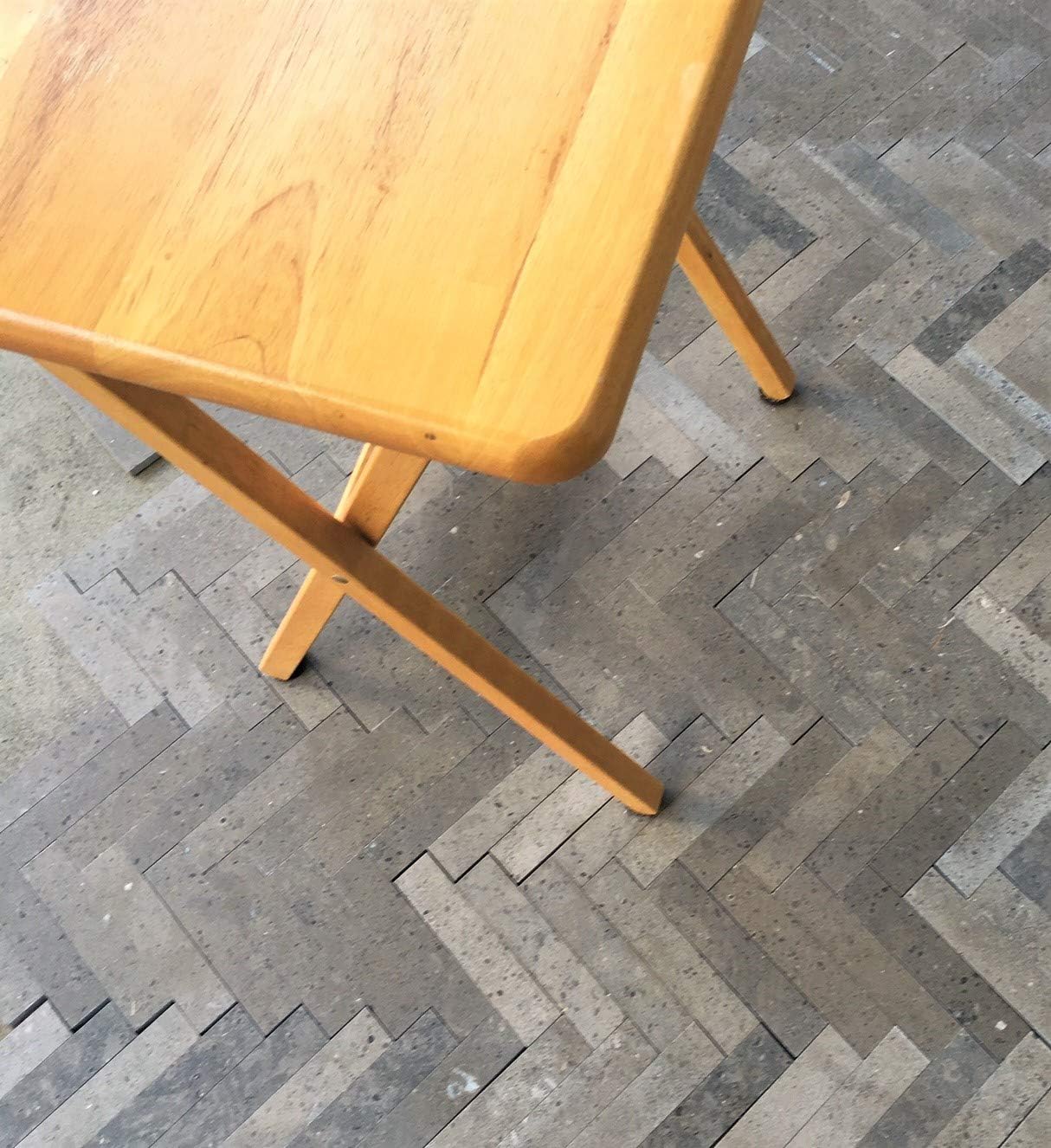 Squareefeet Depot – Azulejo de piedra caliza de mosaico en espiga Lagos Azul fabricado en Portugal