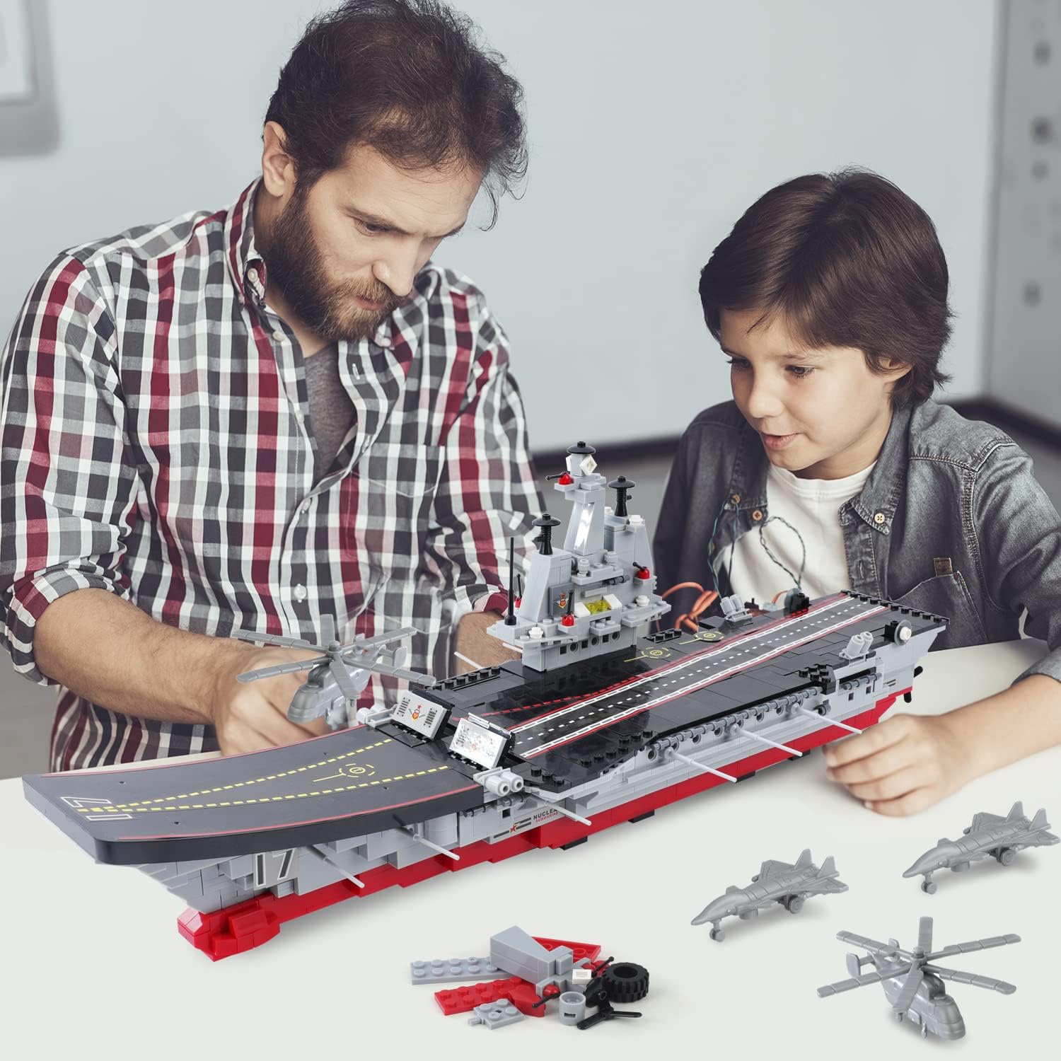 Juego de bloques de construcción de juguete con caja de almacenamiento, 1131 piezas, acorazado del ejército, aviones, barco, juguete de construcción