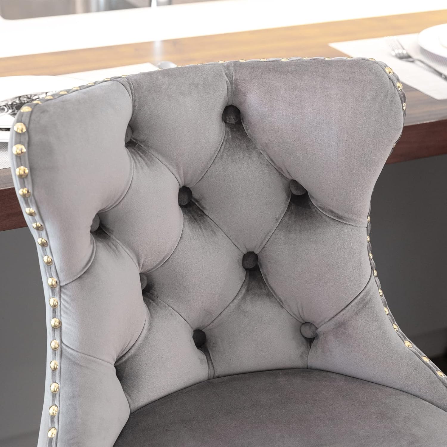 LKTART Juego de 2 taburetes de bar giratorios con altura de asiento ajustable, taburetes de bar tapizados de terciopelo con base cromada con