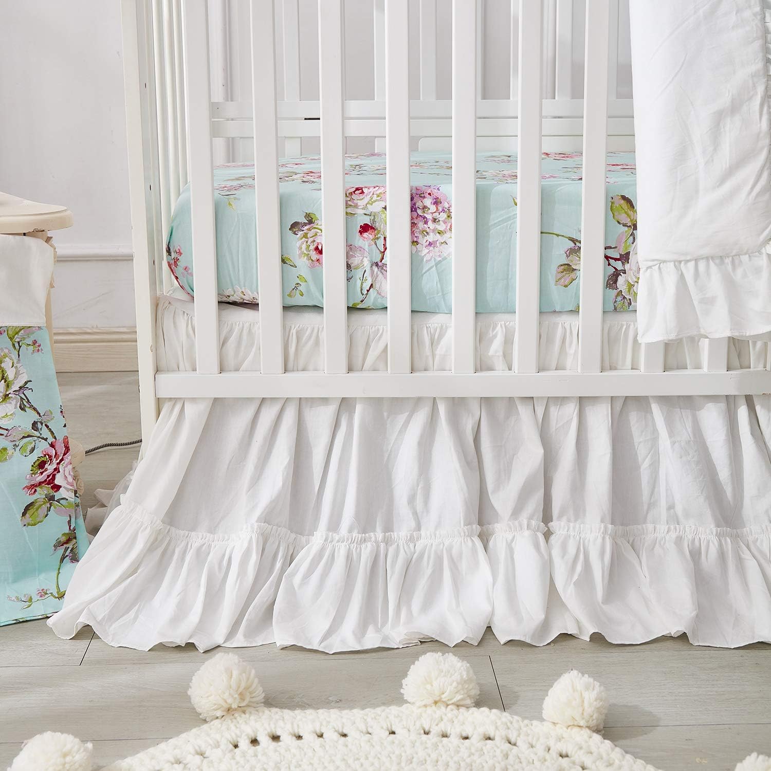 Brandream Juego de ropa de cama de cuna francesa para niñas, juego de guardería floral de 3 piezas, edredón de bebé con volantes, sábana de cuna,