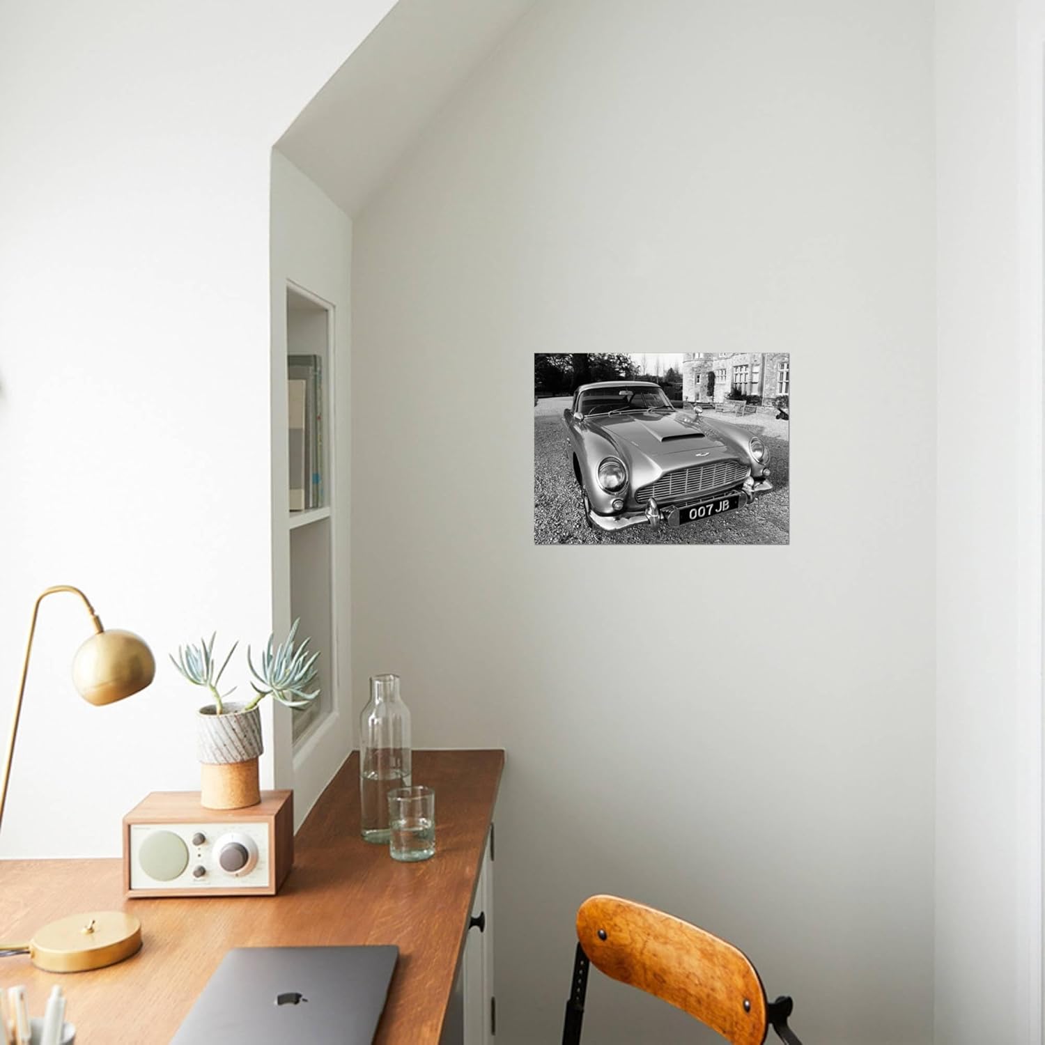 ART.COM Lienzo decorativo para pared Aston Martin DB5 de James Bond, utilizado en la película Goldfinger, decoración de transporte, 16 x 12 pulgadas