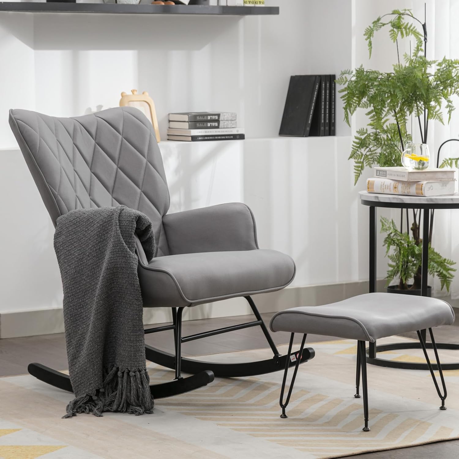 Mecedora para habitación del bebé con silla deslizante tapizada para guardería, sillón con respaldo alto, cómodo balancín para guardería, sala de