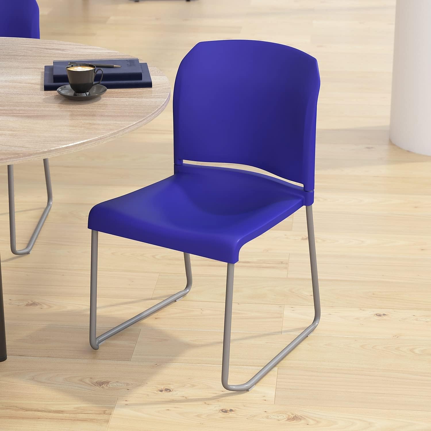 Flash Furniture Hercules Series – Silla apilable contorneada con respaldo completo de 880 libras con base de trineo recubierto de polvo gris, 23.75