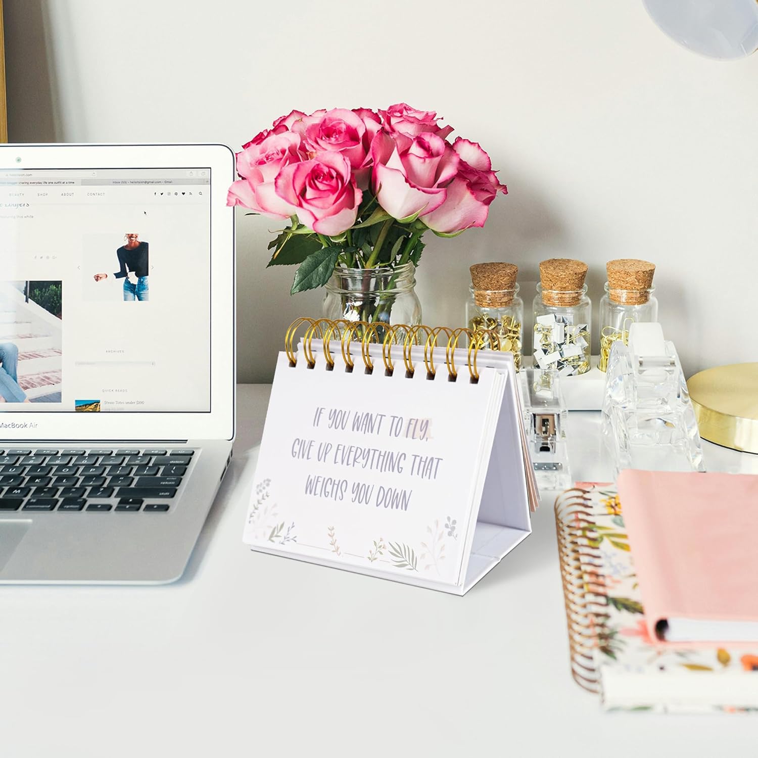 Yobro Calendario semanal motivacional de positividad, regalo diario con citas inspiradoras para motivarte, ilumina tu día, decora tu escritorio,