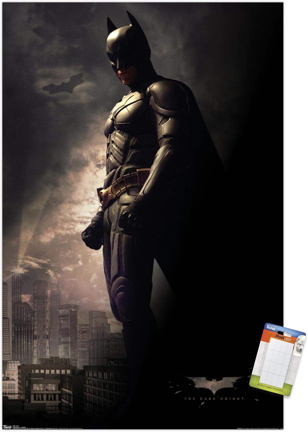 Trends International DC Comics Movie – Póster de pared de Batman en las sombras, 22.375 x 34 pulgadas, póster premium y paquete de montaje