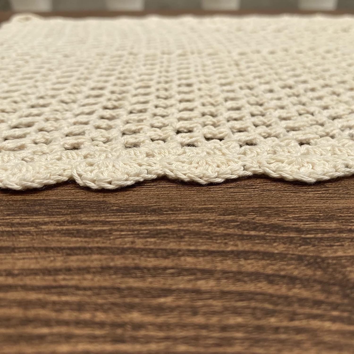 Mantel pequeño de algodón de ganchillo beige para mesa, protector rectangular para mesita de noche, cómoda para dormitorio, 12 x 17 pulgadas